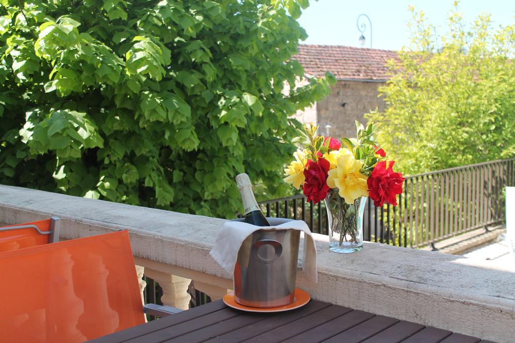 Logis Hotel Restaurant & Pizzeria Vuillot Cuiseaux 외부 사진