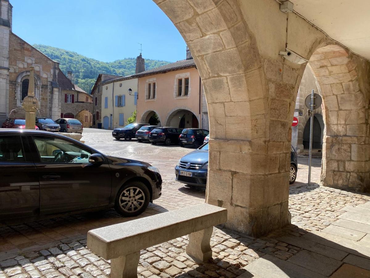 Logis Hotel Restaurant & Pizzeria Vuillot Cuiseaux 외부 사진