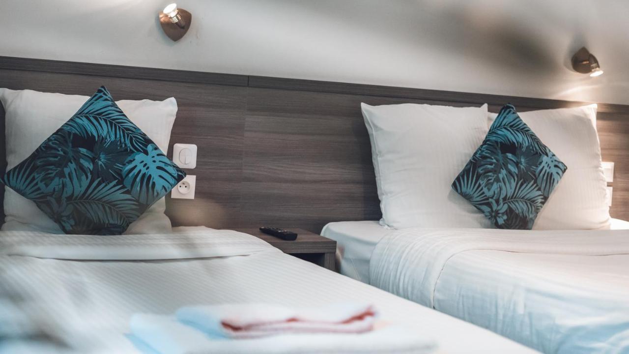 Logis Hotel Restaurant & Pizzeria Vuillot Cuiseaux 외부 사진